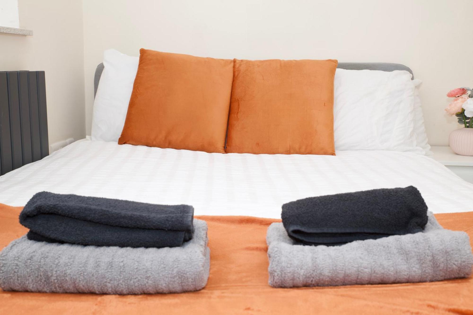 Spacious Modern 2 Bed Flat In City Centre Reading Eksteriør bilde